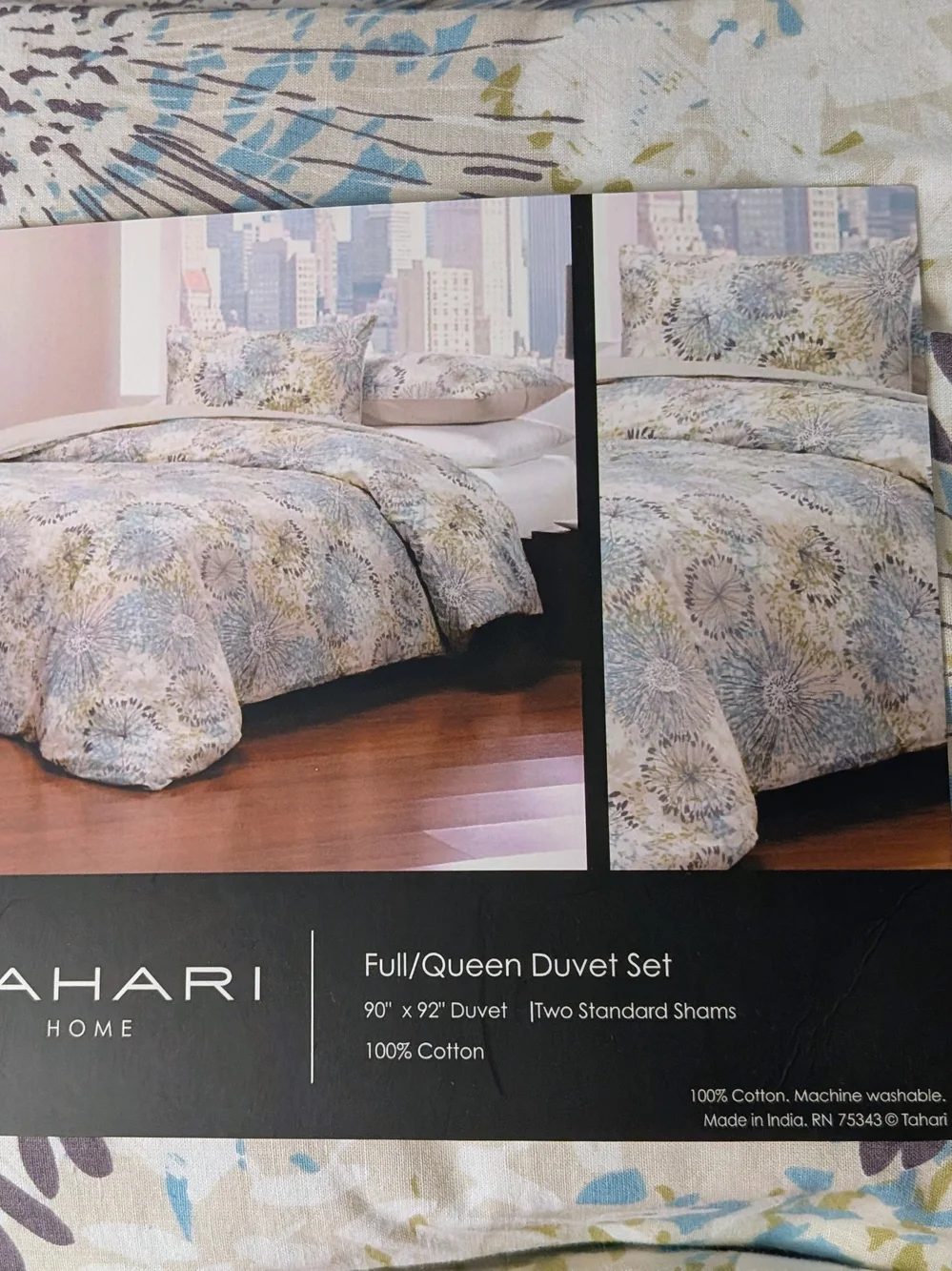 Tahari Full/Queen Duvet Cover in Pale Blue, Cream & Soft Green, 100% Cotton
